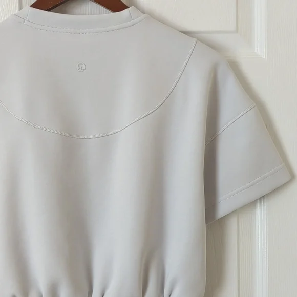 Lululemon Softstreme Cropped Gathered Waist Short Sleeve T-shirt Light Vapor 4 - Picture 8 of 10